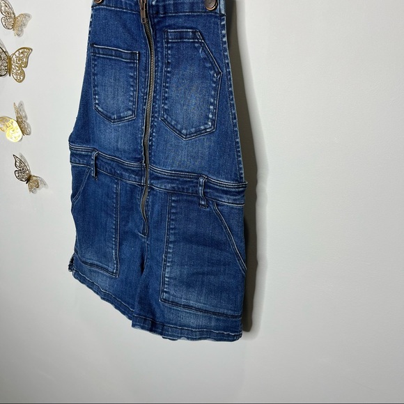 🦋🌙 AEO | Dark Wash Zipper Overalls - Picture 7 of 10